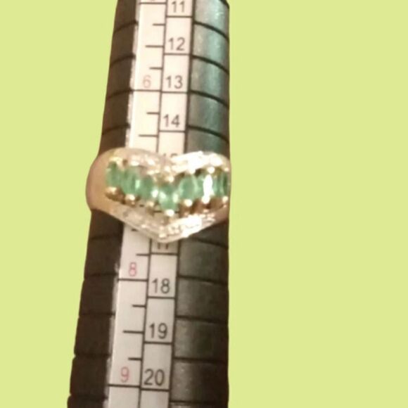 14k yellow gold Marquise Emerald and pave diamond ring size 7 - Picture 1 of 9